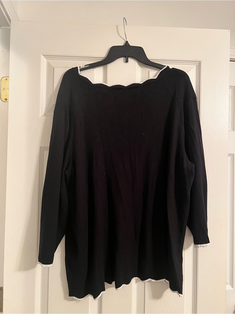 Cable & Gauge Black Scoop-Neck Sweater with White Scalloped Trim - Picture 5 of 5